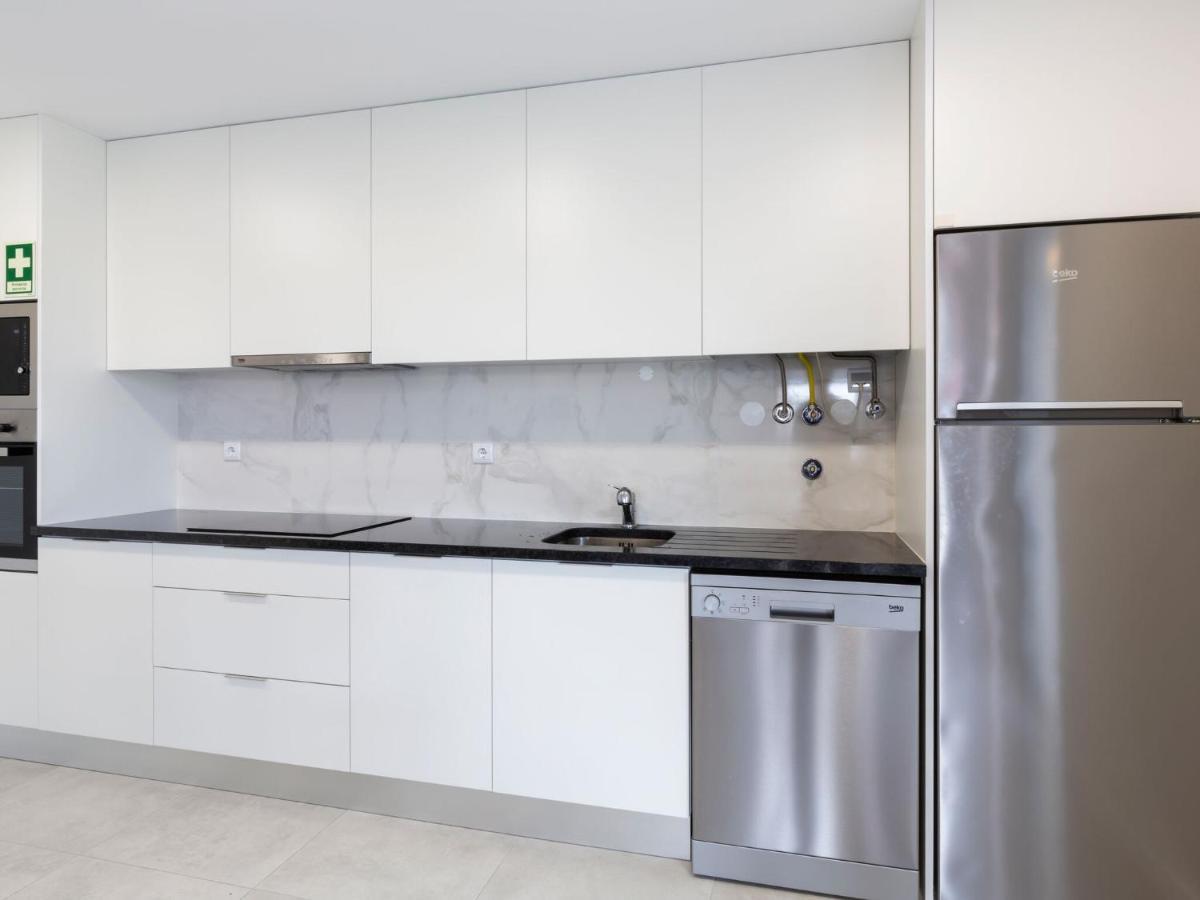 Beautiful Apartment In S O Martinho Do Porto With Balcony São Martinho do Porto Eksteriør billede