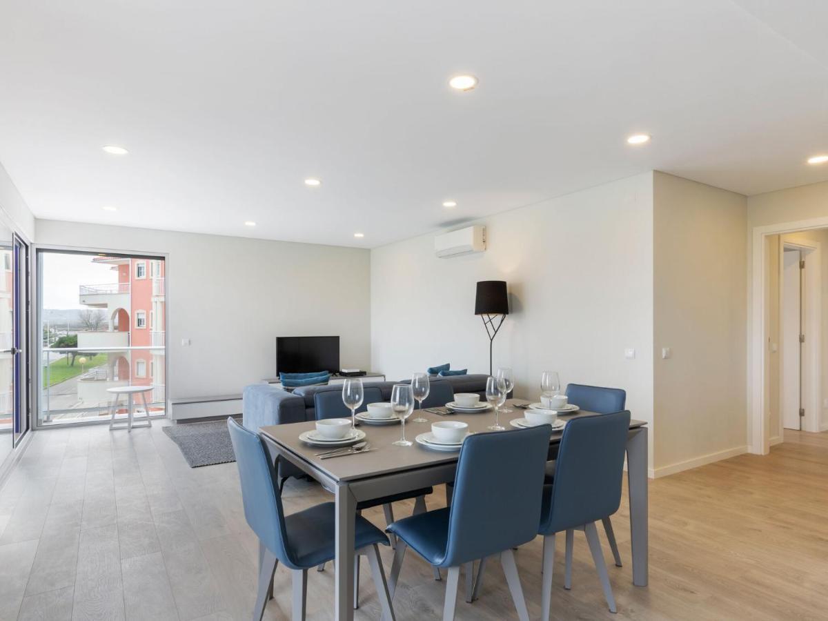 Beautiful Apartment In S O Martinho Do Porto With Balcony São Martinho do Porto Eksteriør billede
